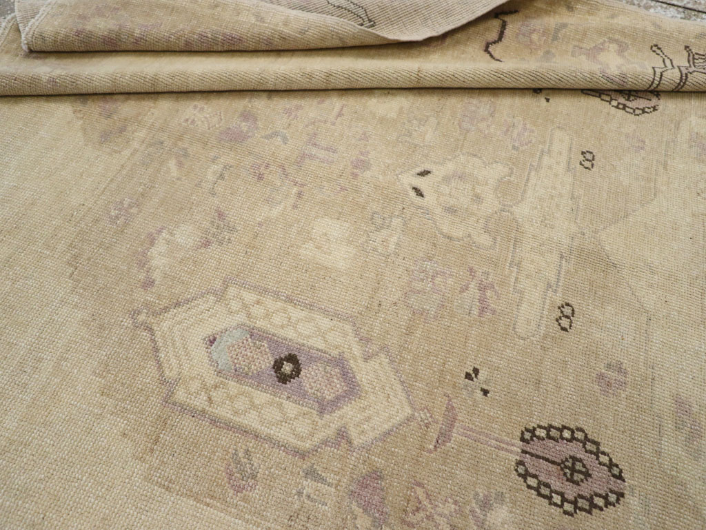 Vintage Turkish Anatolian Accent Rug, No.33483 - Staging