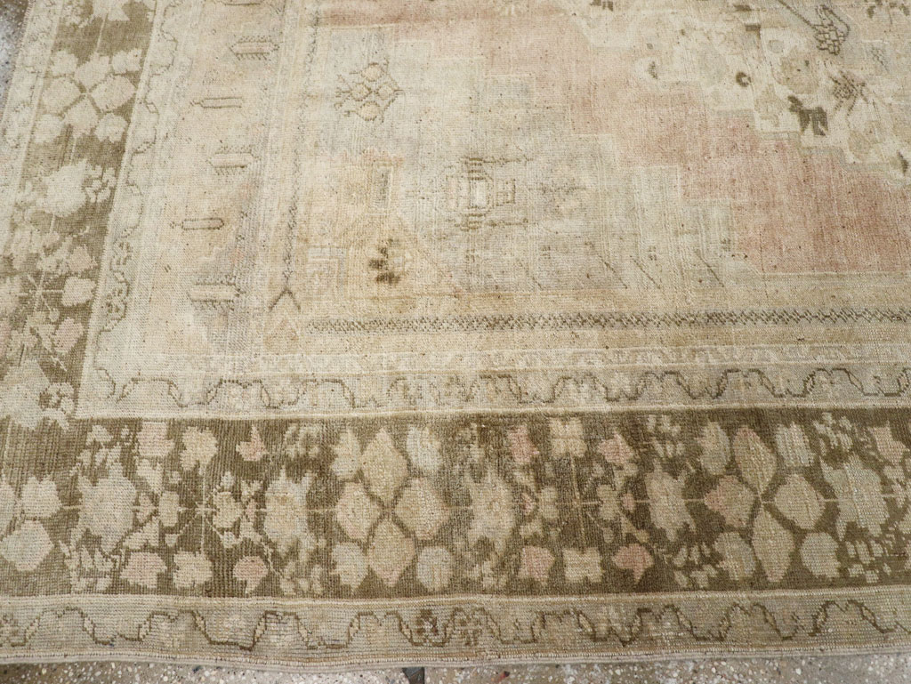 Vintage Turkish Anatolian Accent Rug, No.33487 - Staging