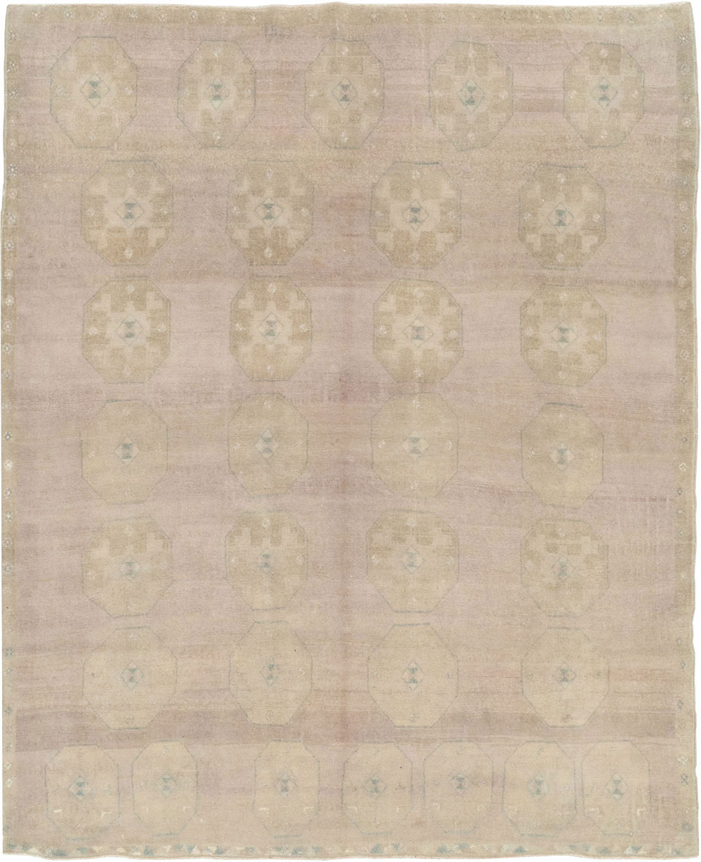 Vintage Turkish Anatolian Accent Rug, No.33489 - Staging