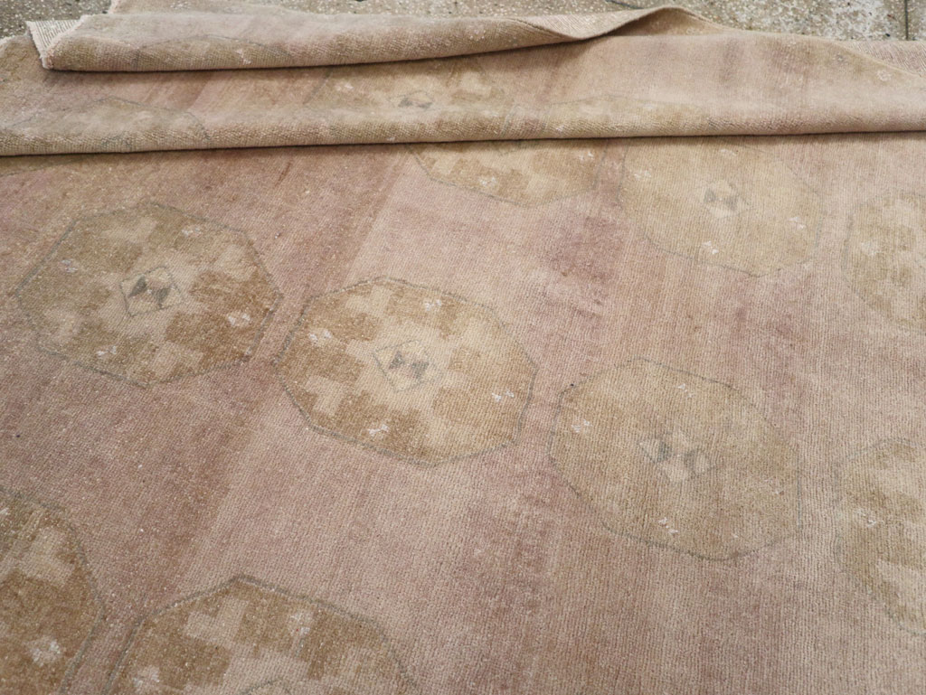 Vintage Turkish Anatolian Accent Rug, No.33489 - Staging