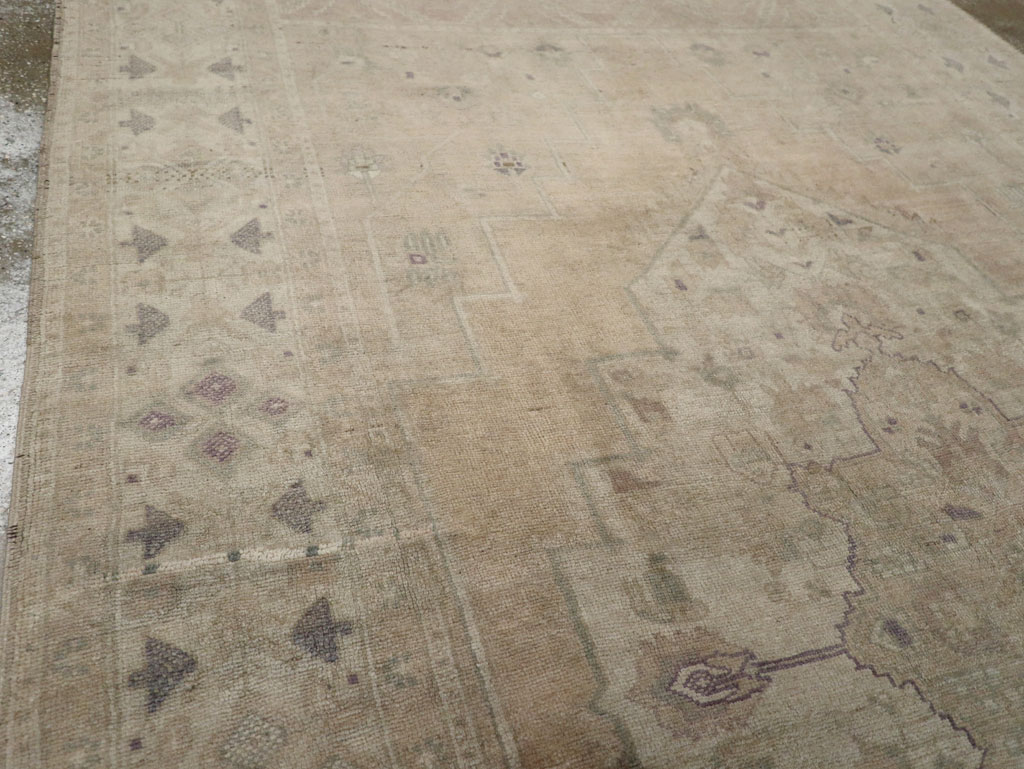 Vintage Turkish Anatolian Accent Carpet, No.33490 - Staging