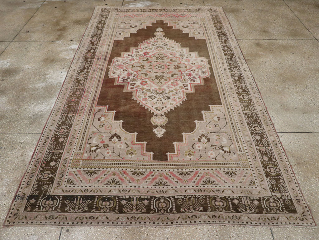 Vintage Turkish Anatolian Gallery Carpet, No.33492 - Staging