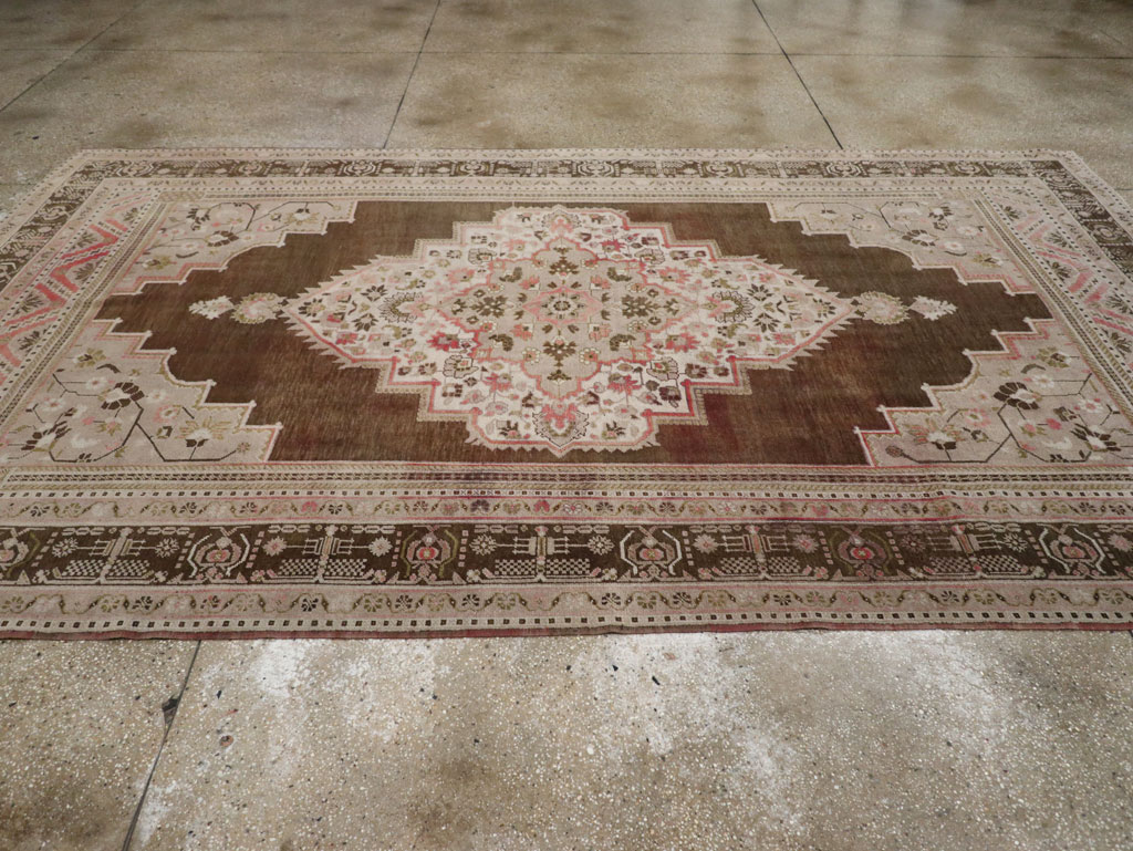 Vintage Turkish Anatolian Gallery Carpet, No.33492 - Staging