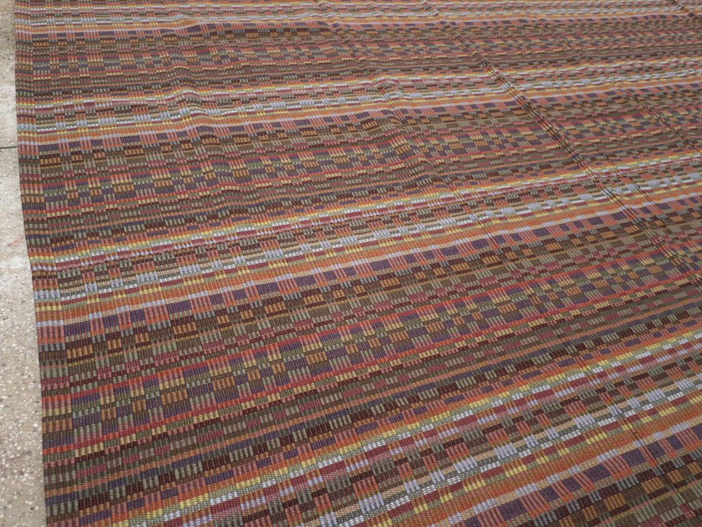 Vintage European Flatweave Kilim Large Room Size Carpet, No.33502 - Staging