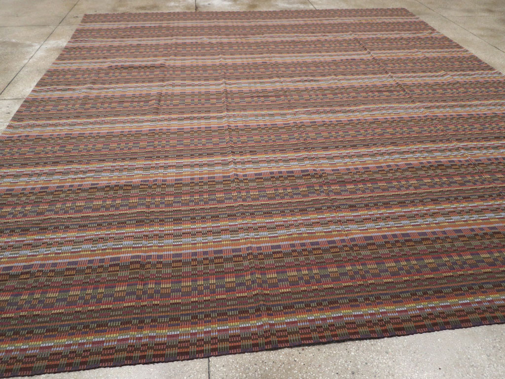 Vintage European Flatweave Kilim Large Room Size Carpet, No.33502 - Staging