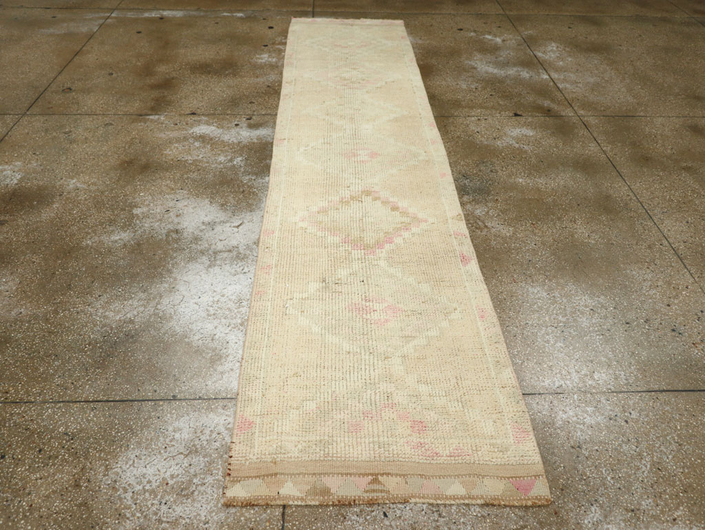 Vintage Turkish Anatolian Runner, No.33575 - Staging