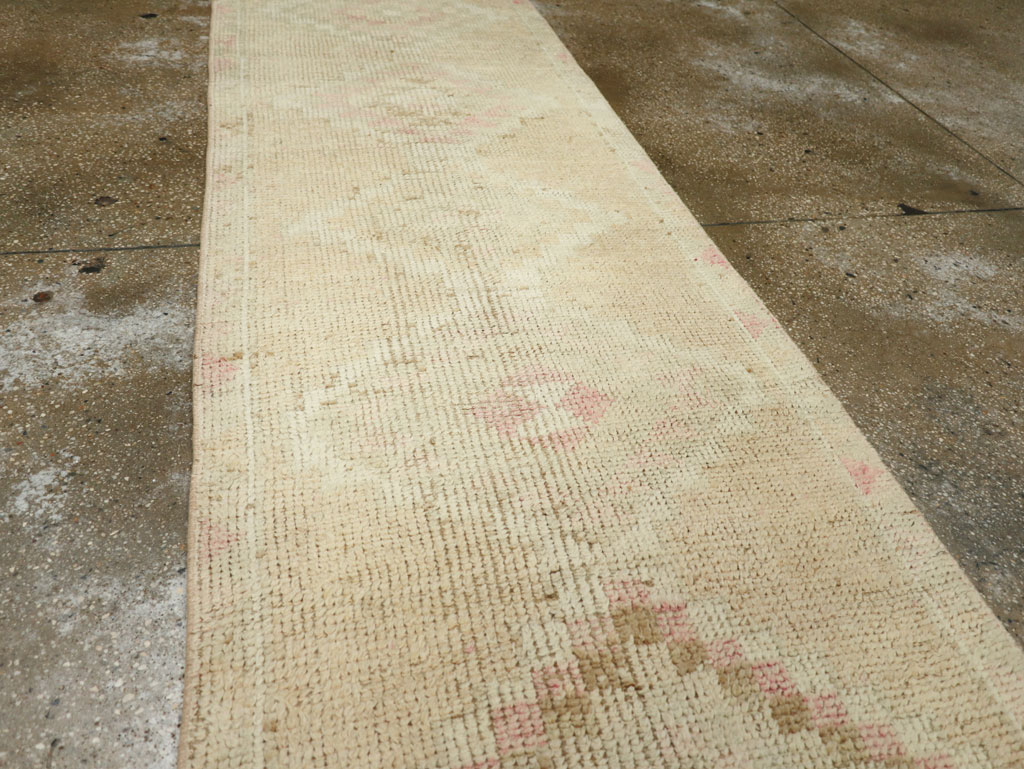 Vintage Turkish Anatolian Runner, No.33575 - Staging