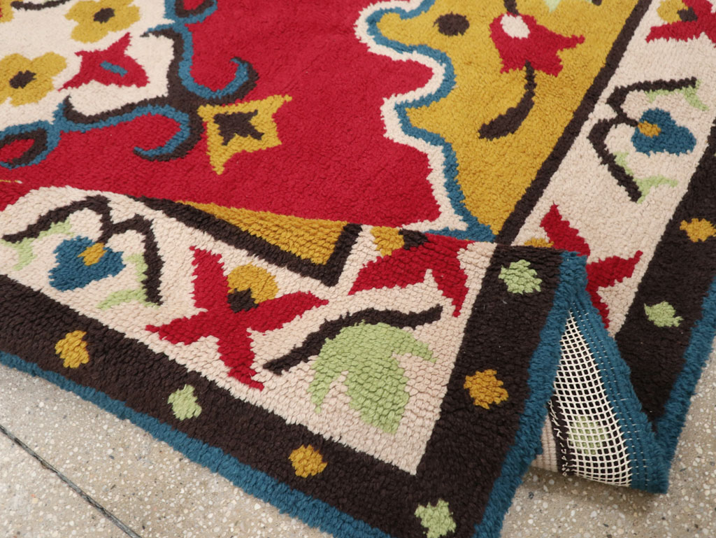 Vintage European Accent Rug, No.33579 - Staging