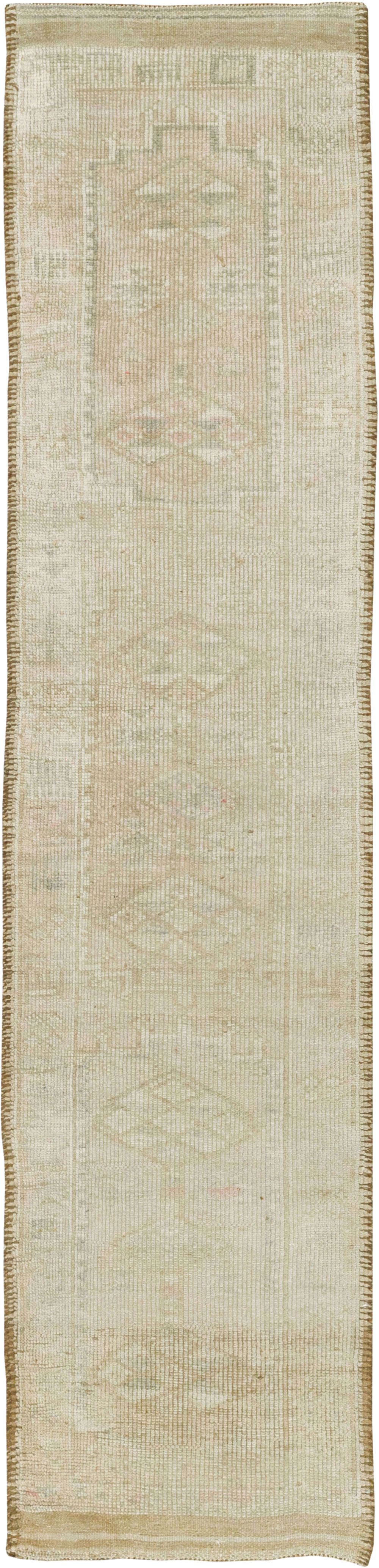 Vintage Turkish Oushak Runner, No.33584 - Staging