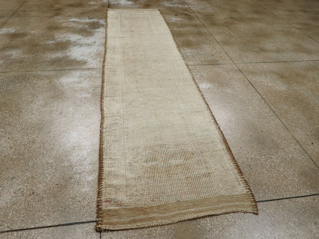 Vintage Turkish Oushak Runner, No.33584 - Staging