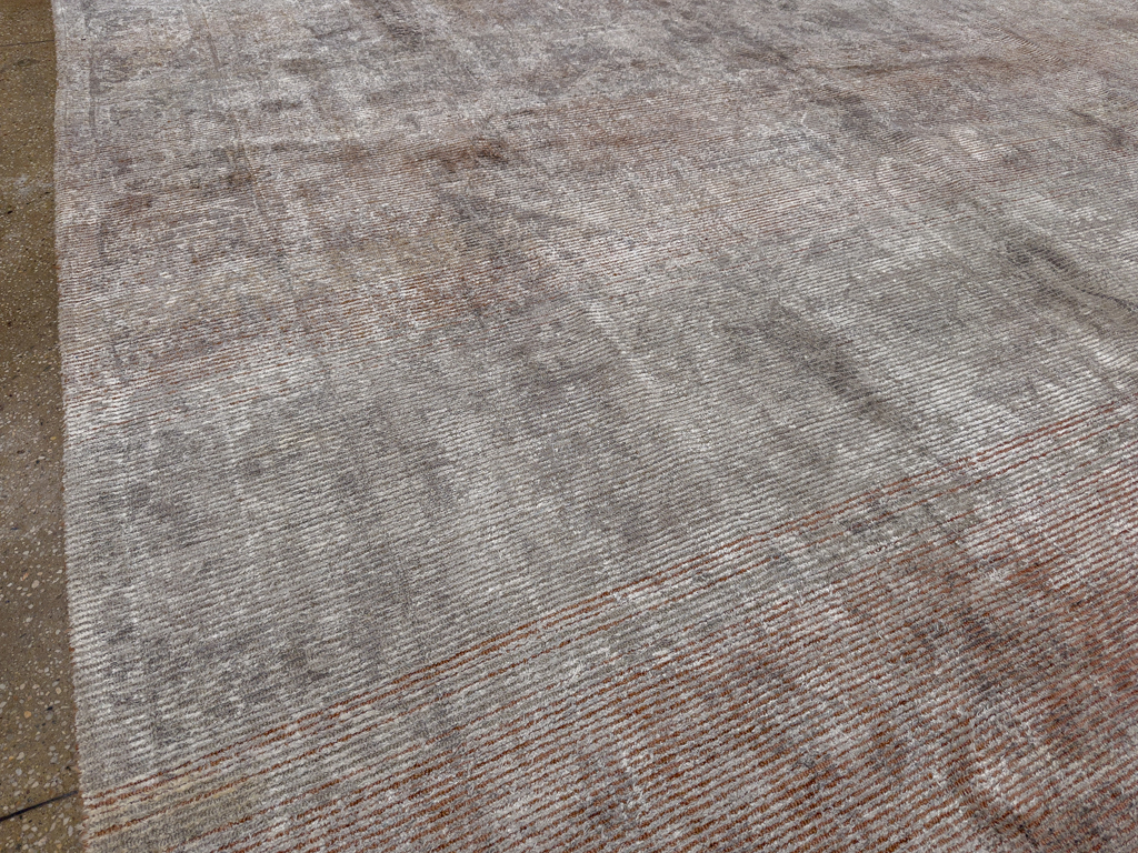 Modern Turkish Room Size Carpet, No.33590 - Staging