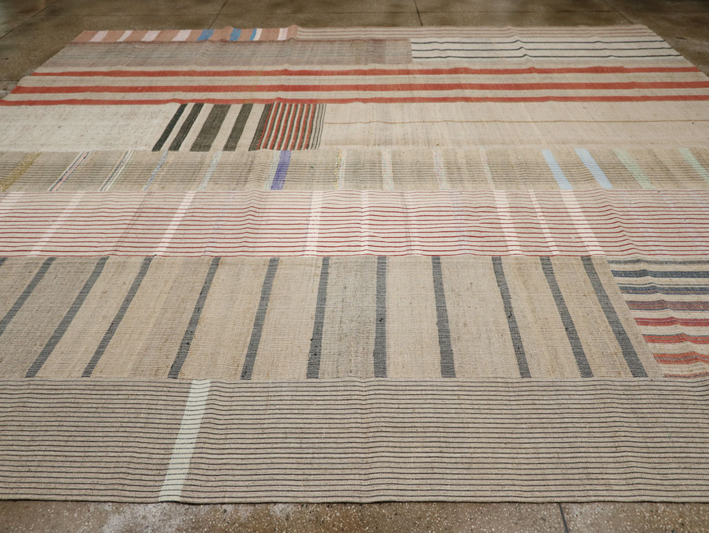 Vintage Turkish Flatweave Kilim Large Room Size Carpet, No.33591 - Staging