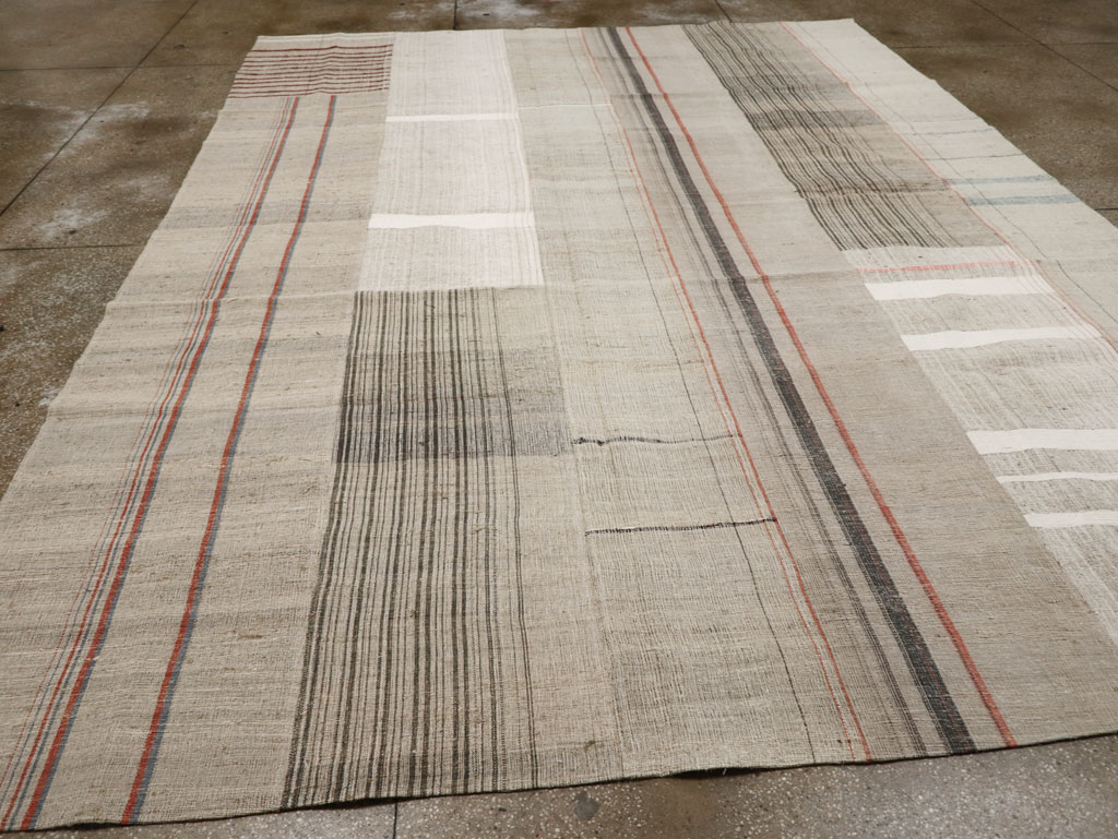 Vintage Turkish Flatweave Kilim Room Size Carpet, No.33592 - Staging