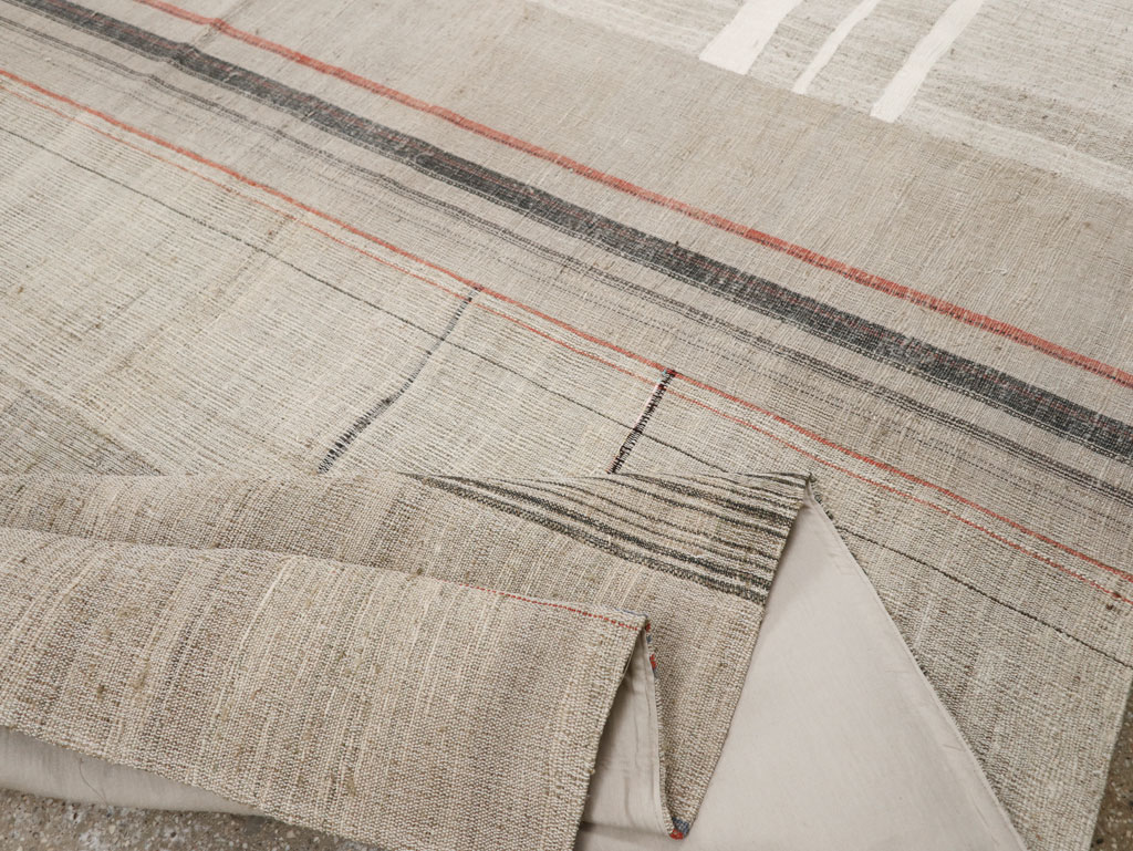 Vintage Turkish Flatweave Kilim Room Size Carpet, No.33592 - Staging