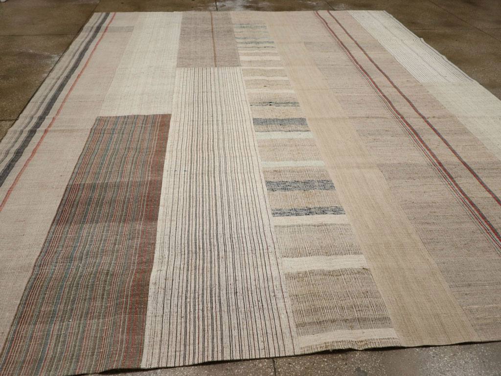 Vintage Turkish Flatweave Kilim Room Size Carpet, No.33593 - Staging