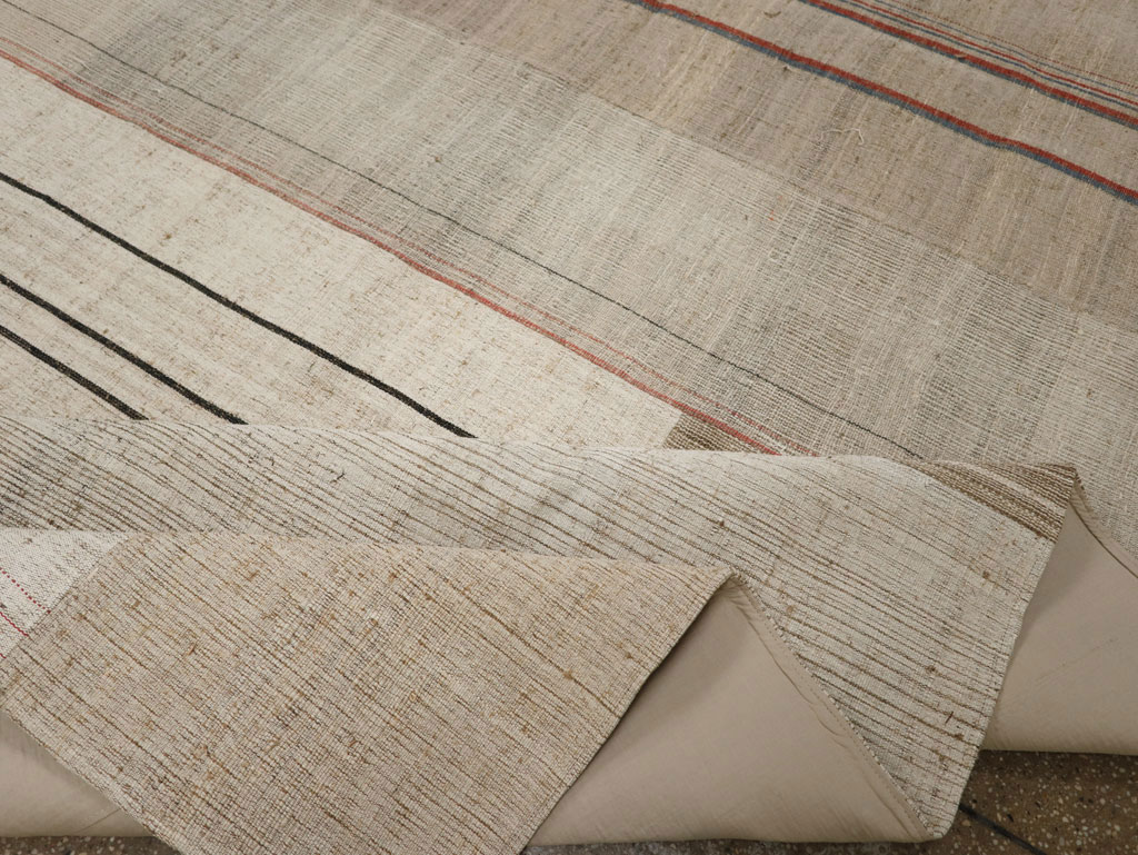 Vintage Turkish Flatweave Kilim Room Size Carpet, No.33594 - Staging
