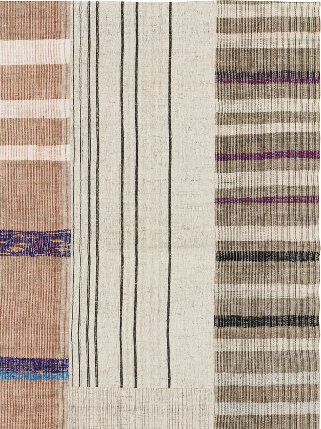 Vintage Turkish Flatweave Kilim Room Size Carpet, No.33595 - Staging