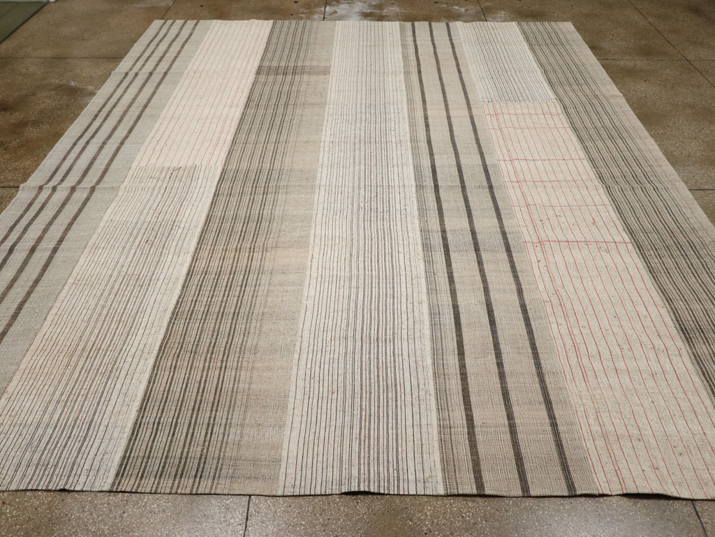 Vintage Turkish Flatweave Kilim Large Room Size Carpet, No.33596 - Staging