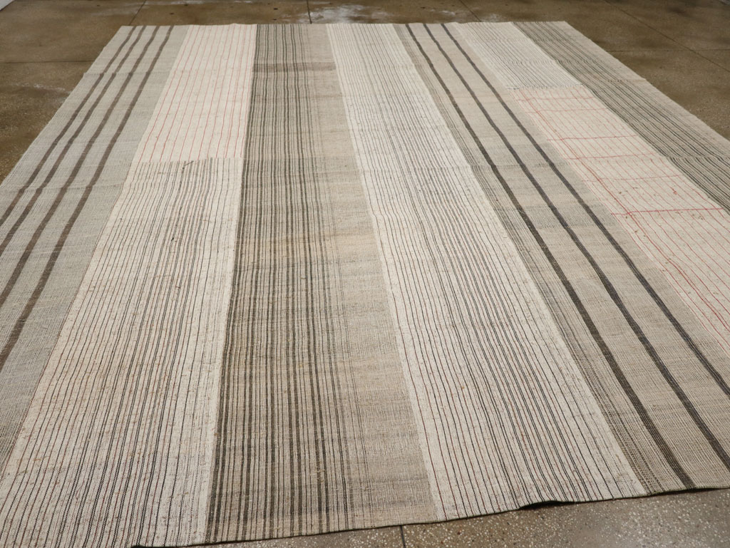 Vintage Turkish Flatweave Kilim Large Room Size Carpet, No.33596 - Staging