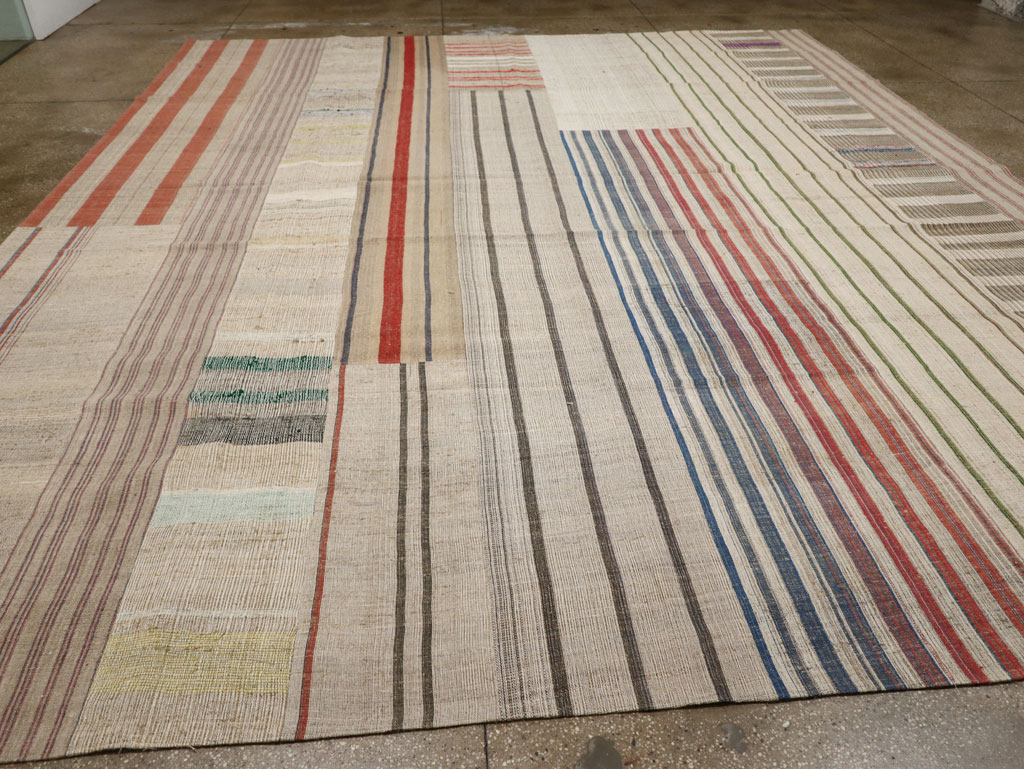 Vintage Turkish Flatweave Kilim Large Carpet, No.33597 - Staging