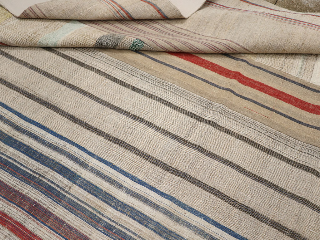 Vintage Turkish Flatweave Kilim Large Carpet, No.33597 - Staging