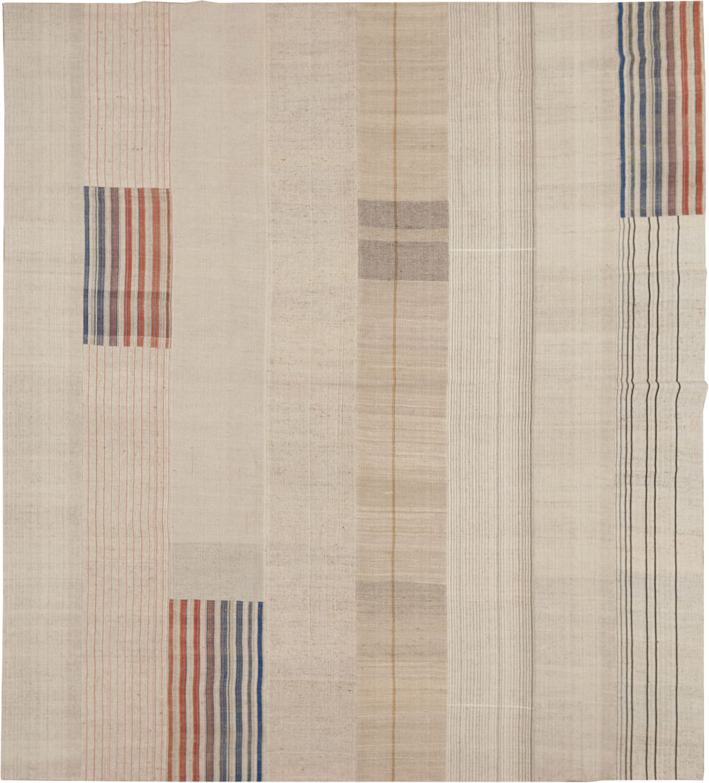 Vintage Turkish Flatweave Kilim Large Carpet, No.33600 - Staging
