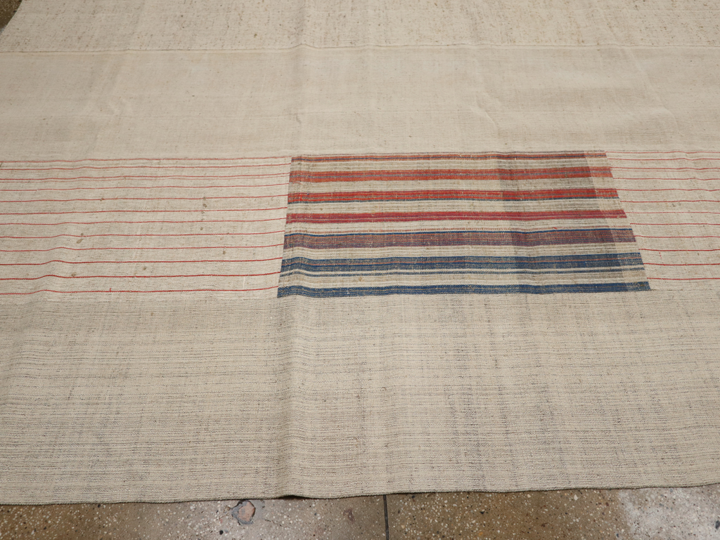 Vintage Turkish Flatweave Kilim Large Carpet, No.33600 - Staging