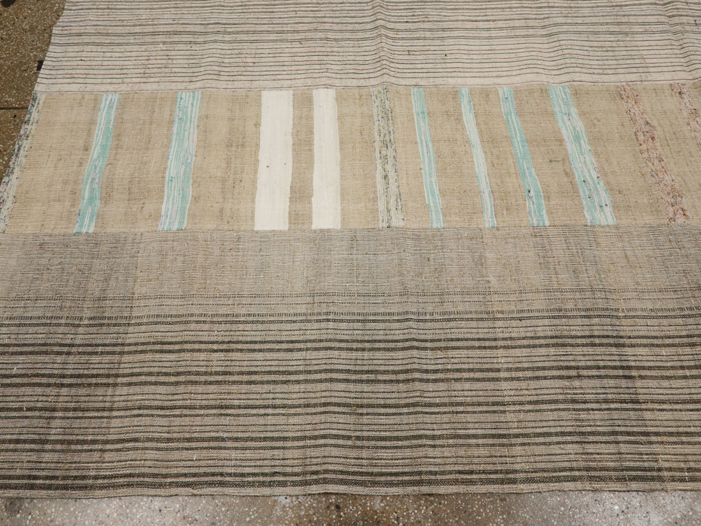 Vintage Turkish Flatweave Kilim Room Size Carpet, No.33601 - Staging