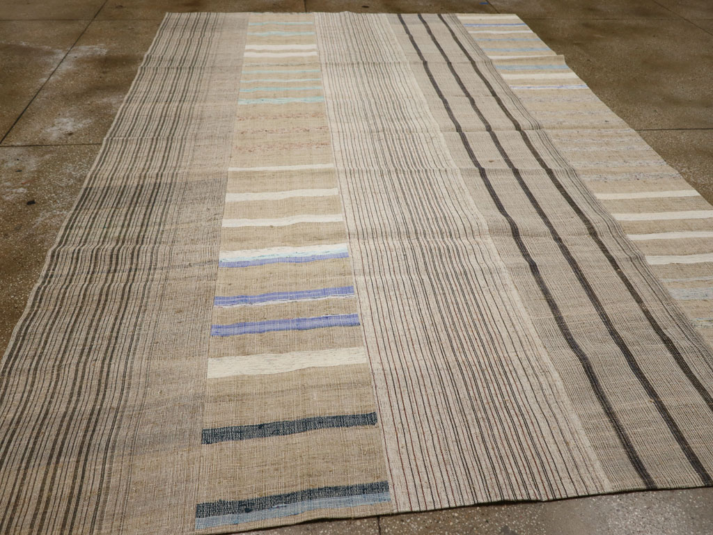 Vintage Turkish Flatweave Kilim Room Size Carpet, No.33601 - Staging