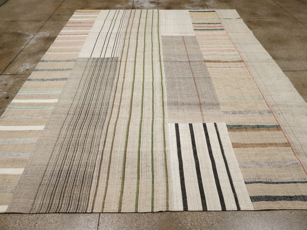 Vintage Turkish Flatweave Kilim Room Size Carpet, No.33602 - Staging