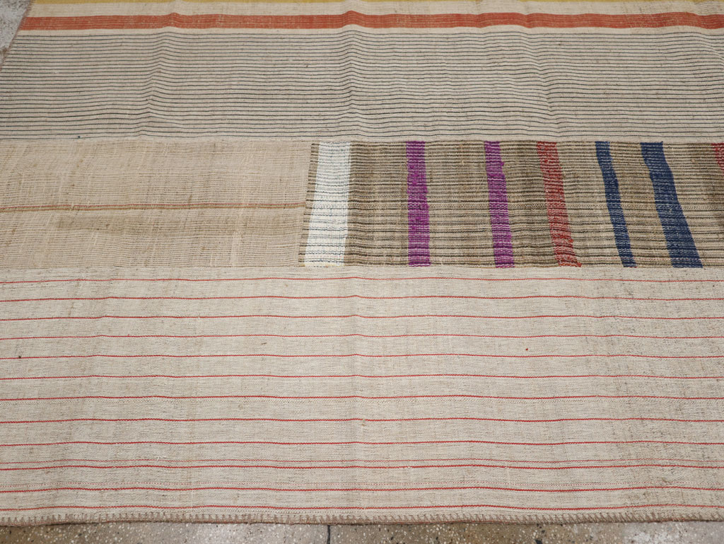 Vintage Turkish Flatweave Kilim Room Size Carpet, No.33605 - Staging