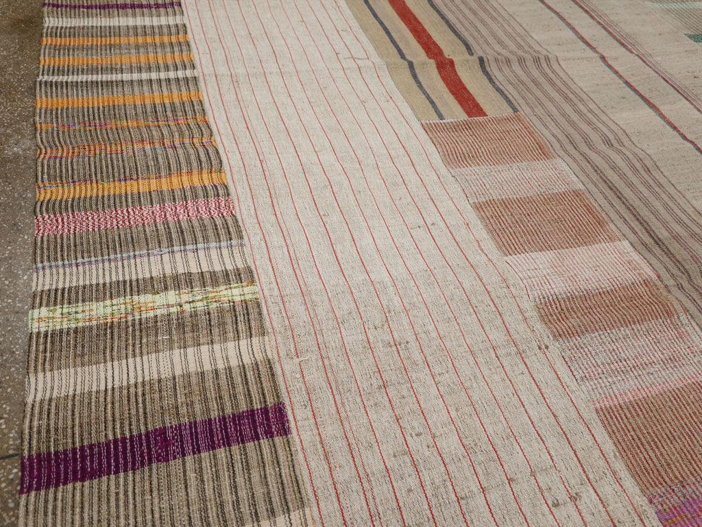 Vintage Turkish Flatweave Kilim Room Size Carpet, No.33606 - Staging