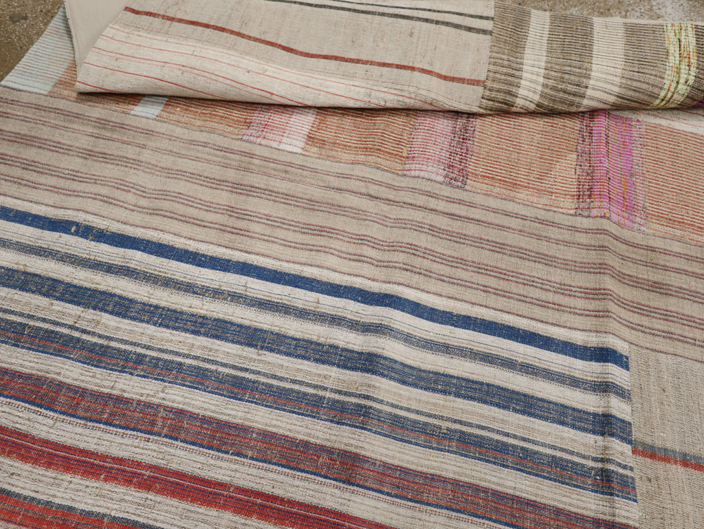 Vintage Turkish Flatweave Kilim Room Size Carpet, No.33606 - Staging