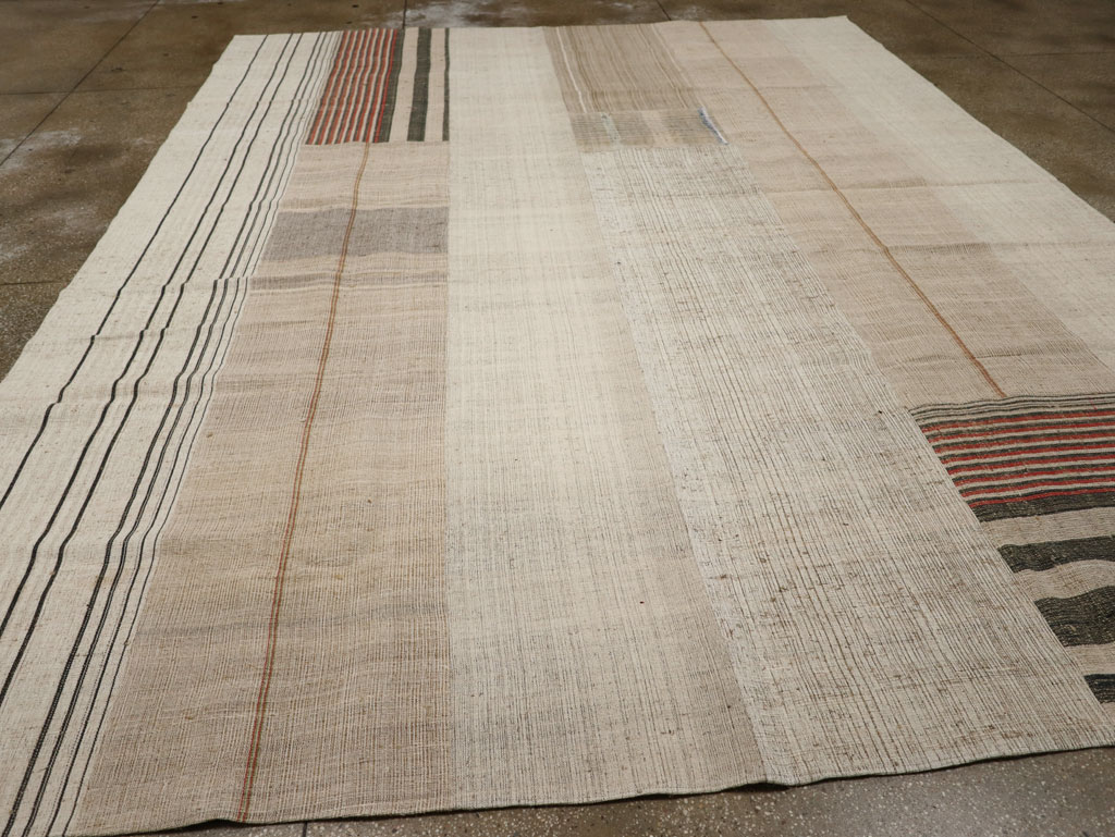 Vintage Turkish Flatweave Kilim Room Size Carpet, No.33607 - Staging