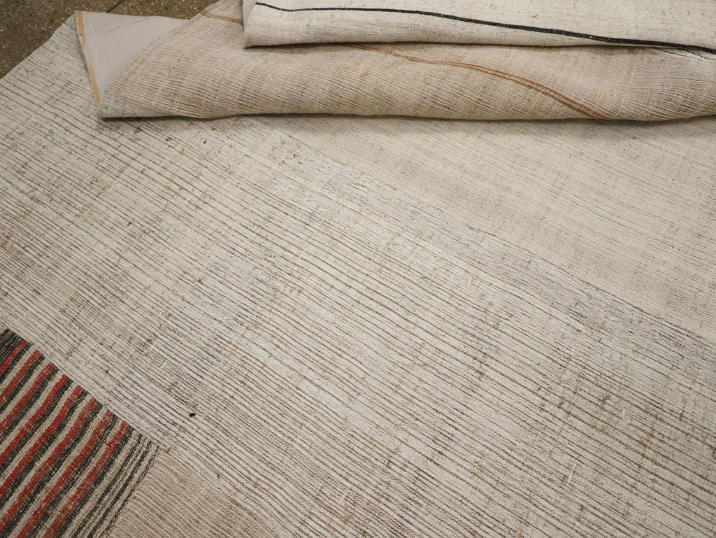 Vintage Turkish Flatweave Kilim Room Size Carpet, No.33607 - Staging