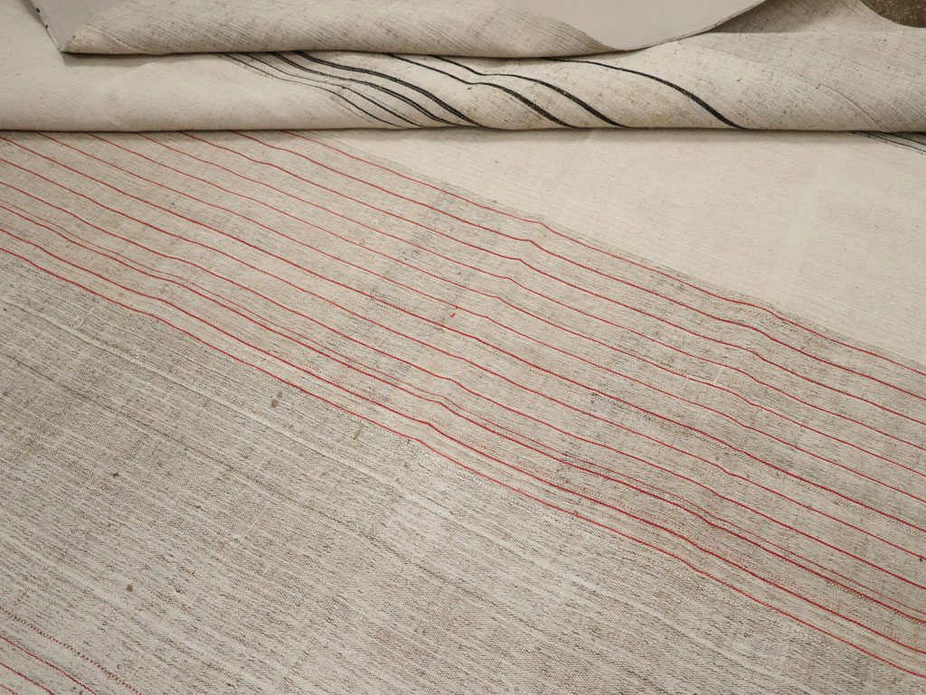 Vintage Turkish Flatweave Kilim Large Room Size Carpet, No.33609 - Staging