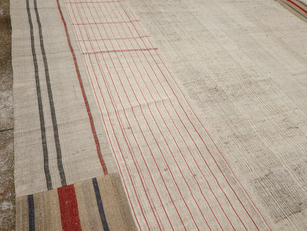 Vintage Turkish Flatweave Kilim Large Room Size Carpet, No.33610 - Staging