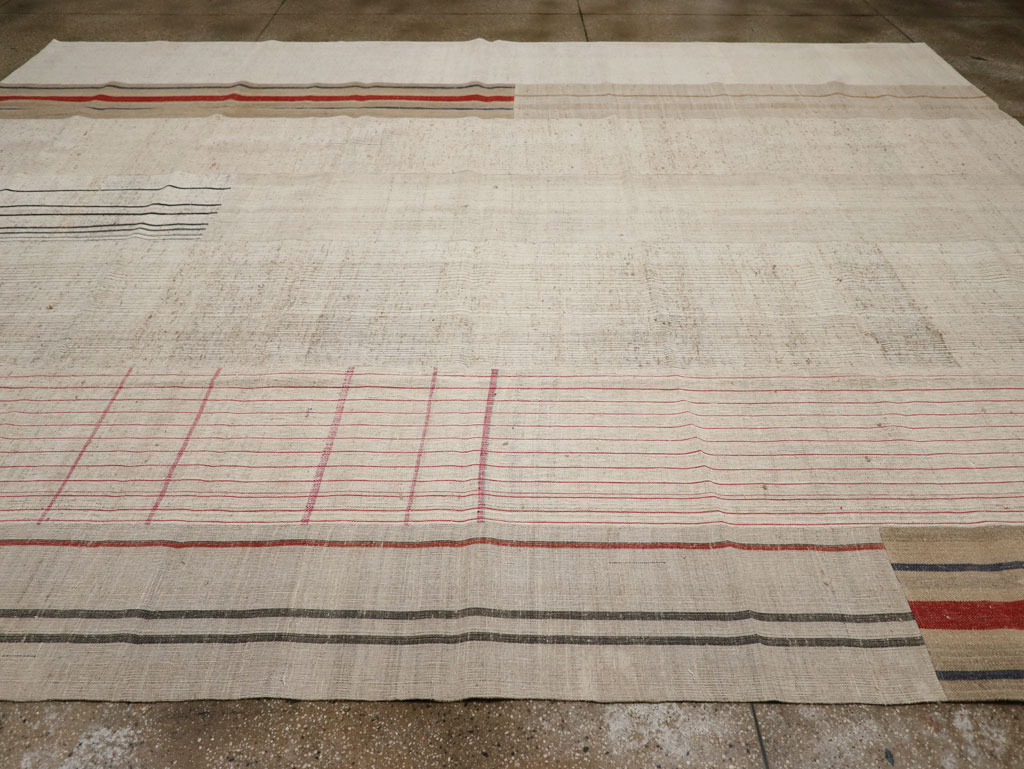 Vintage Turkish Flatweave Kilim Large Room Size Carpet, No.33610 - Staging