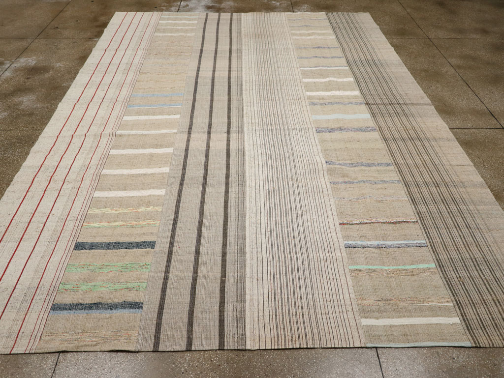 Vintage Turkish Flatweave Kilim Room Size Carpet, No.33612 - Staging