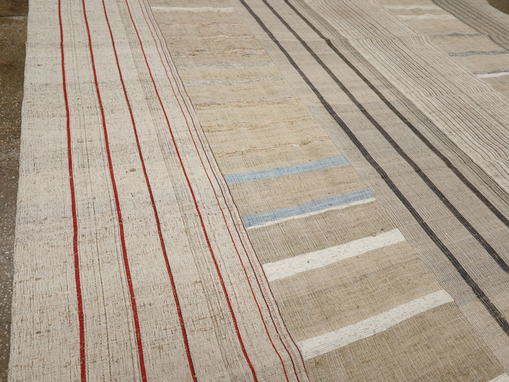 Vintage Turkish Flatweave Kilim Room Size Carpet, No.33612 - Staging