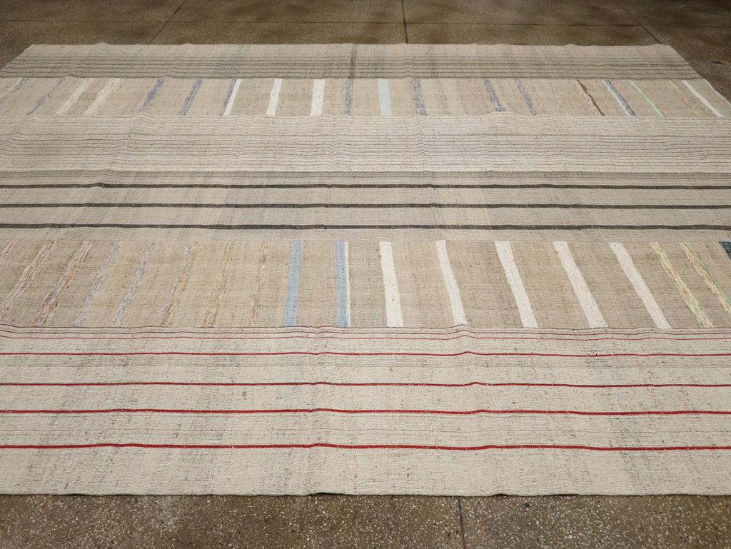 Vintage Turkish Flatweave Kilim Room Size Carpet, No.33612 - Staging