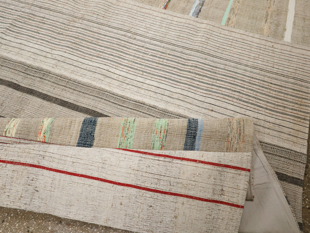 Vintage Turkish Flatweave Kilim Room Size Carpet, No.33612 - Staging