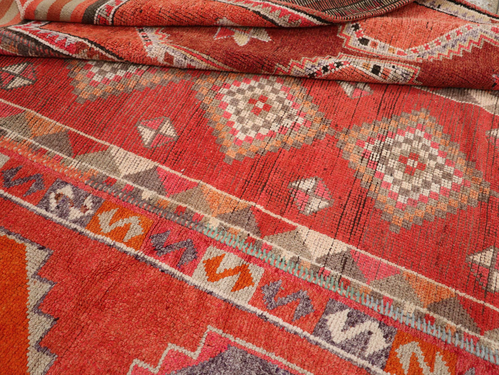 Vintage Turkish Anatolian Room Size Carpet, No.33613 - Staging