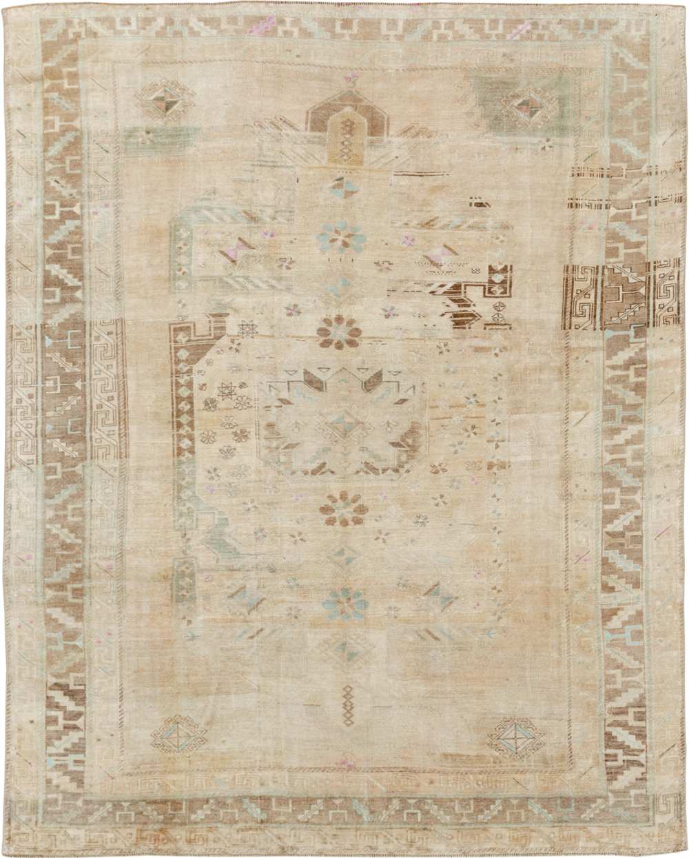 Vintage Turkish Anatolian Accent Rug, No.33614 - Staging