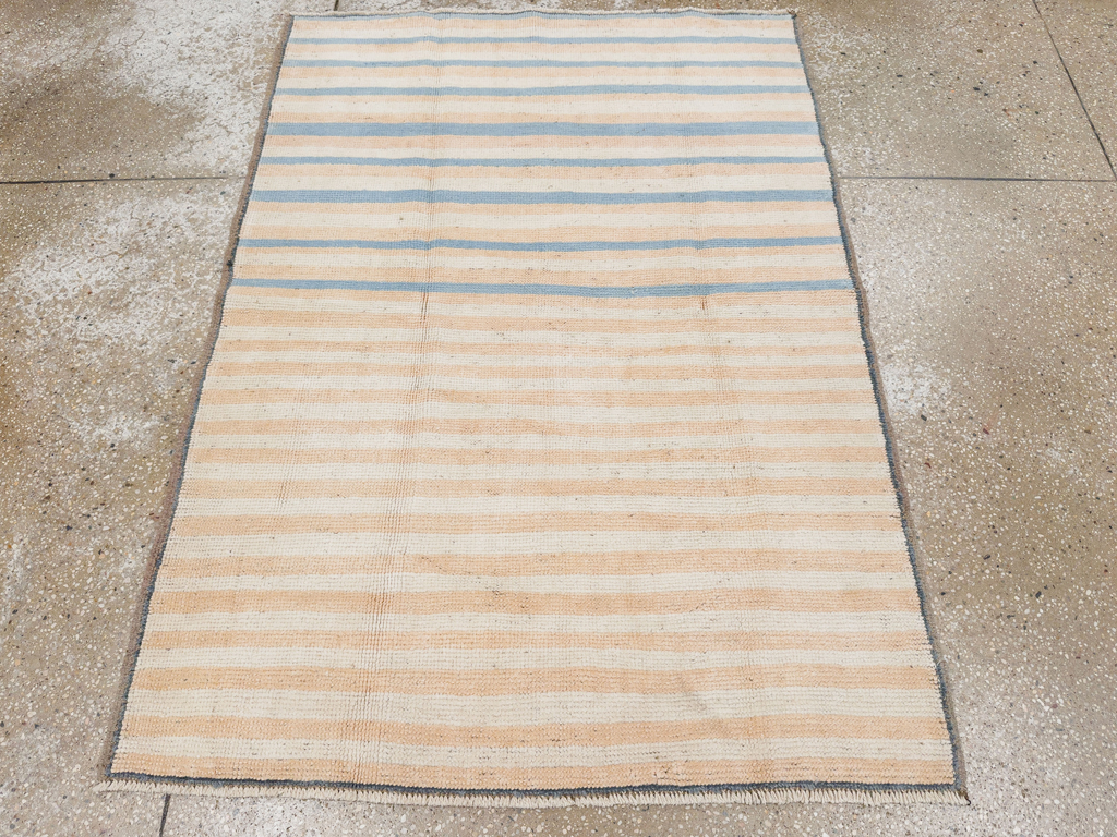 Vintage Turkish Anatolian Throw Rug, No.33615 - Staging