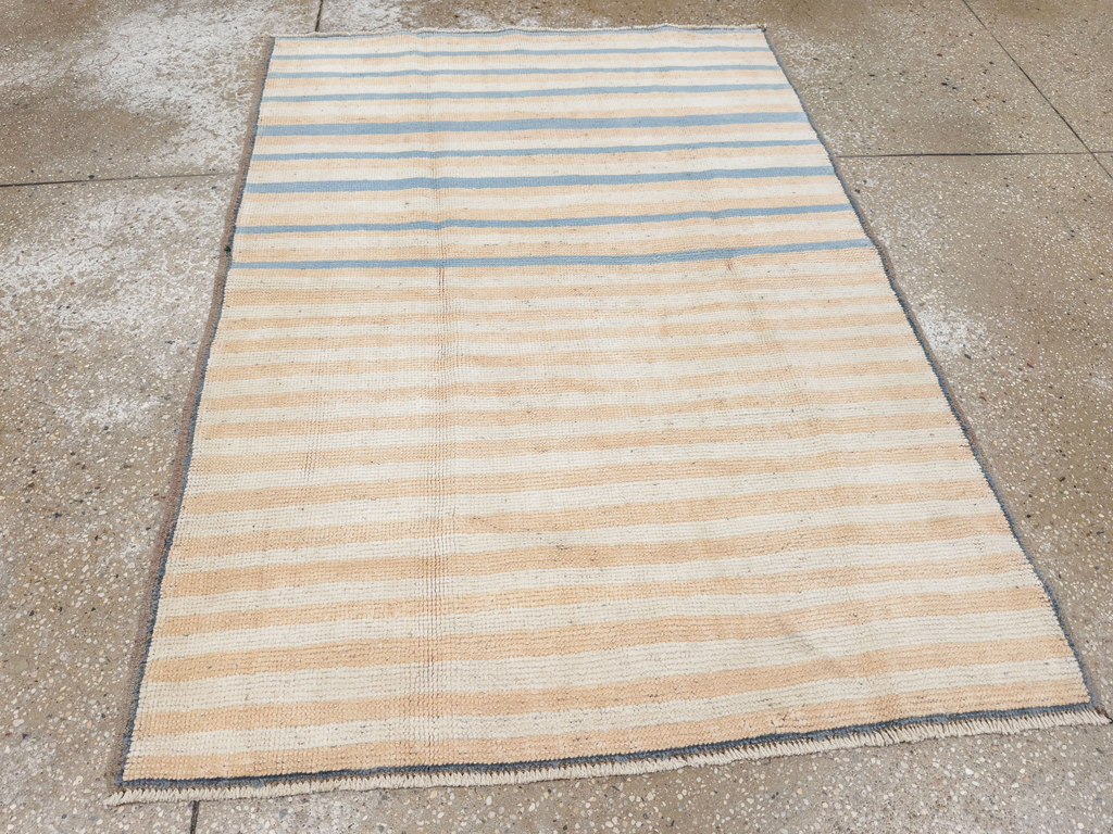 Vintage Turkish Anatolian Throw Rug, No.33615 - Staging