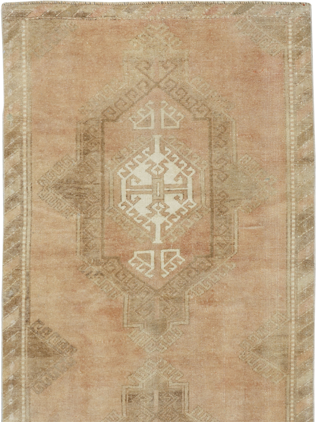 Vintage Turkish Anatolian Runner, No.33616 - Staging