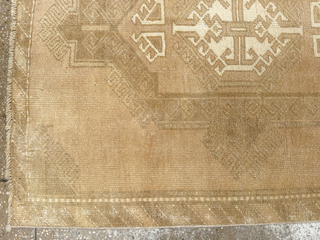 Vintage Turkish Anatolian Runner, No.33616 - Staging