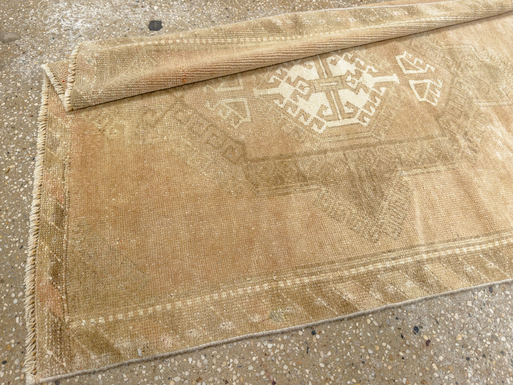 Vintage Turkish Anatolian Runner, No.33616 - Staging