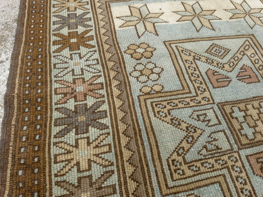 Vintage Caucasian Throw Rug, No.33618 - Staging